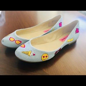 Betsey Johnson size 9